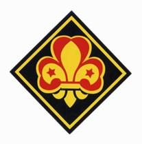 Logo des Verbands Deutscher Altpfadfindergilden: Pfadfinder-Lilie in Diamantform